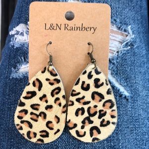 Brand New Boutique Earrings